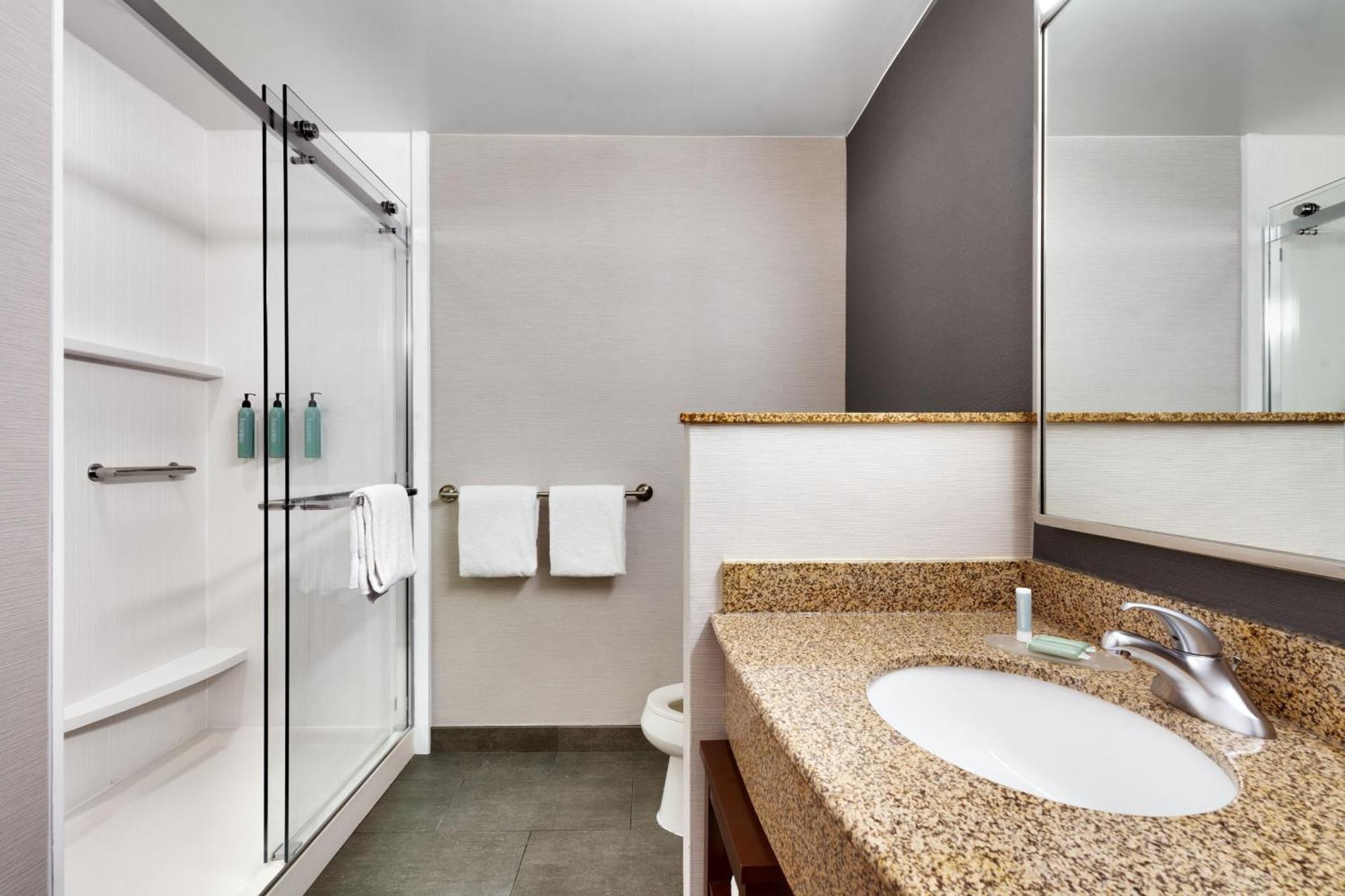 Courtyard By Marriott Johnson City Εξωτερικό φωτογραφία